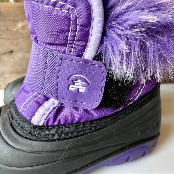 Kamik•NWOT•5•Waterproof•Insulated• Purple Fur Sugarplum Boots w/ Velcro Closure - Picture 12 of 16